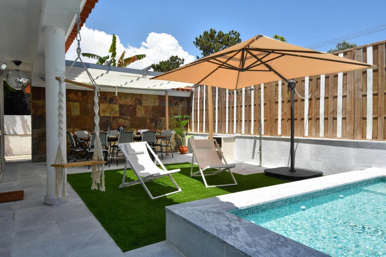 Aroeira Villa With Heated Pool By Golf Course, Beach And Lisbon Esterno foto