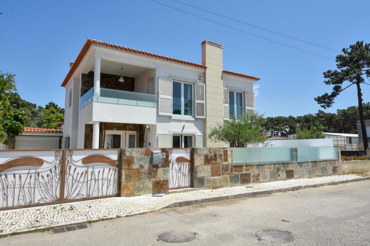 Aroeira Villa With Heated Pool By Golf Course, Beach And Lisbon Esterno foto