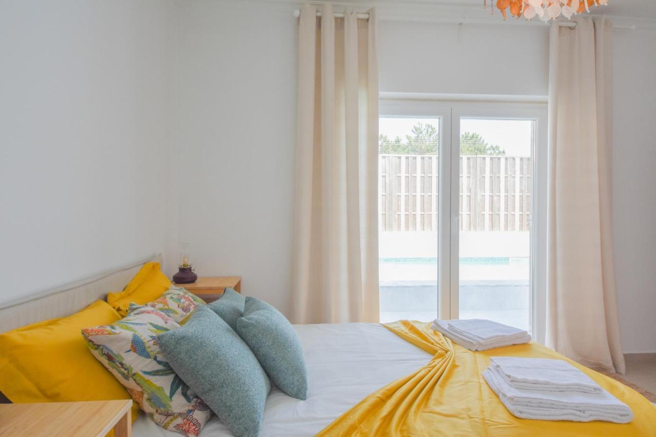 Aroeira Villa With Heated Pool By Golf Course, Beach And Lisbon Esterno foto