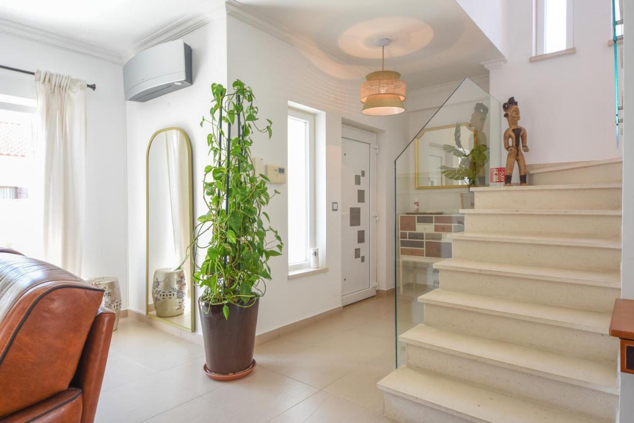 Aroeira Villa With Heated Pool By Golf Course, Beach And Lisbon Esterno foto